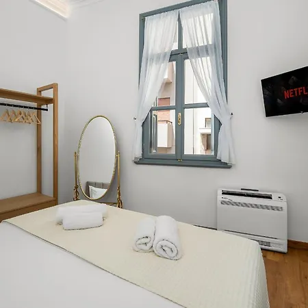 Handakos Luxury